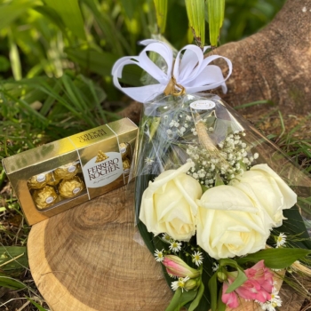 Buquê com 3 brancas